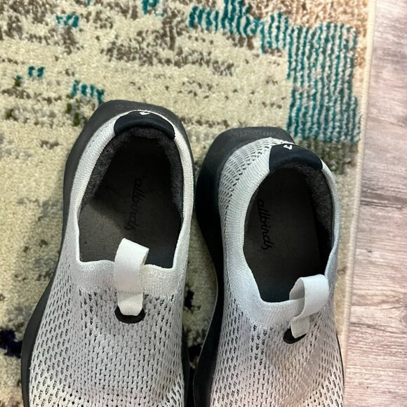 Allbirds Tree Dasher Relay W's Sneakers, Blizzard w/ Black Sole, Size 6.5 - Picture 7 of 10